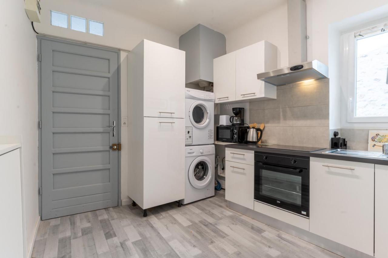 Le Charme du médiéval dans un appartement cosy Hyères Esterno foto