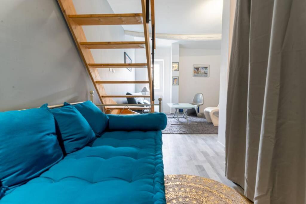 Le Charme du médiéval dans un appartement cosy Hyères Esterno foto